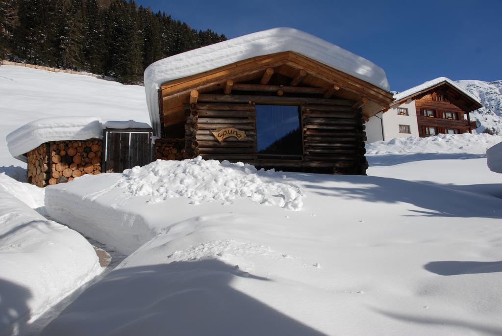 Hotel Ducan Monstein Exterior photo